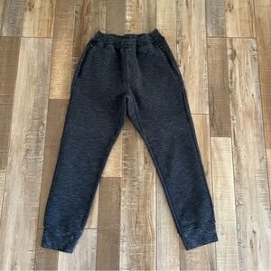 Uniqlo boy’s dark gray joggers, size 9-10